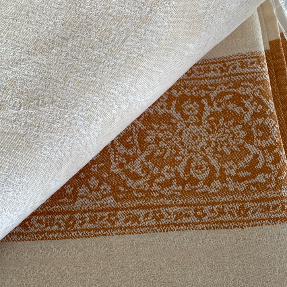 Tablecloth